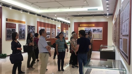 北语部分统战人员参观“大道同行”展览